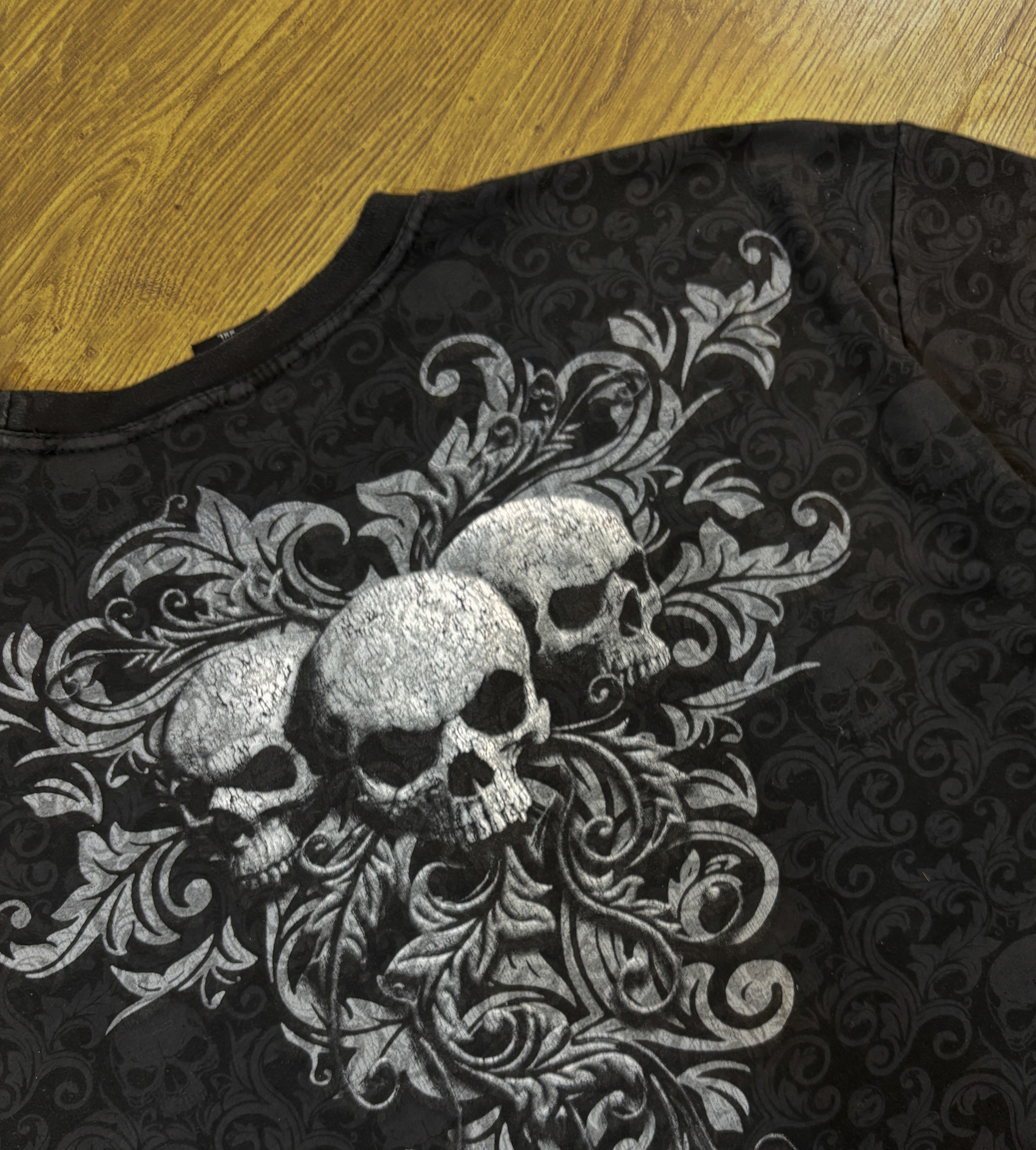 Spiral Y2K Skull Graphic Black Tee